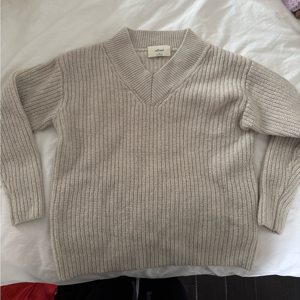 Wilfred Chunky Merino Wool V-Neck Sweater Size XS
